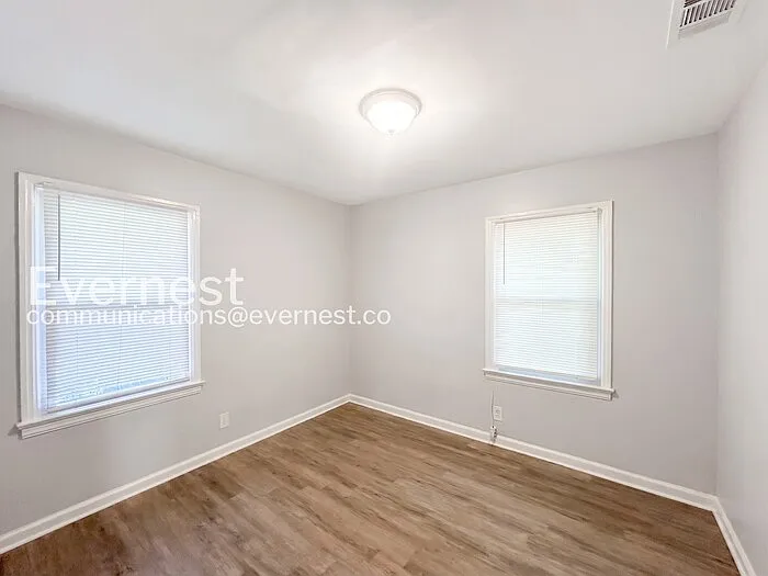 386 Lindsey Dr SE — Photo 12
