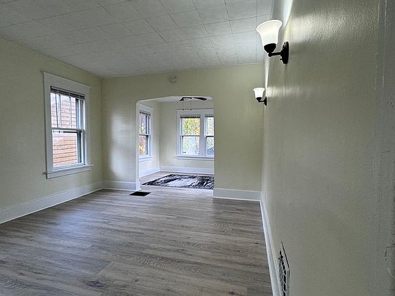 2nd image of 115 Tennyson Ave #B