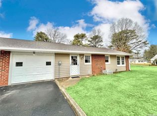 141 Eastbourne Ct UNIT A, Ridge, NY 11961