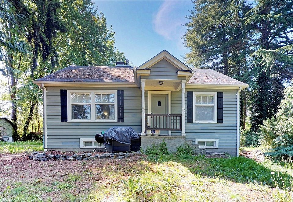 1st image of 3231 S 150th St