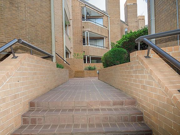 4th image of 5210 Weslayan St APT B211