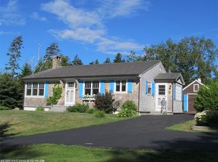 10 Maker Dr, South Thomaston, ME 04858