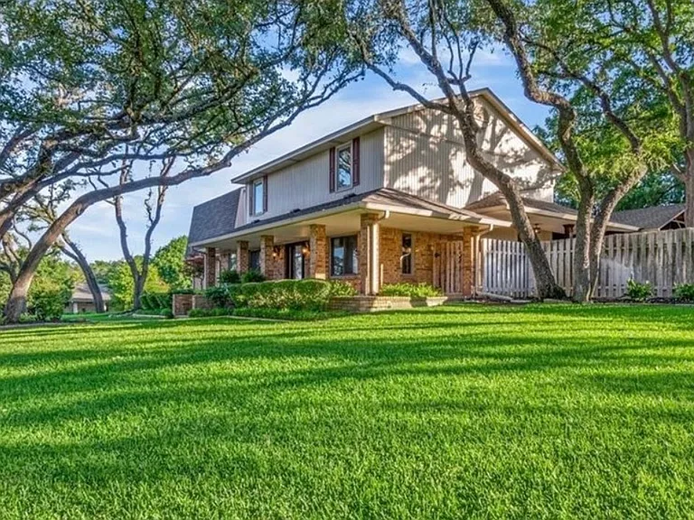 3069 Summit Dr — Photo 7