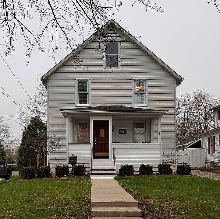 2nd image of 661 W Middle St
