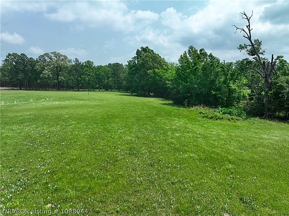 3rd image of 58810 Muse Rd
