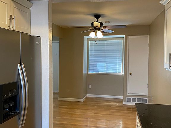 5th image of 542 Groth Pl