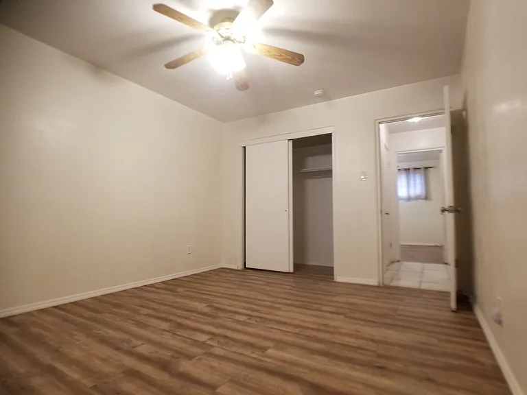 1000 Alvarado Dr SE #A — Photo 13