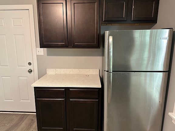 4th image of 4121 N Troy St Unit G