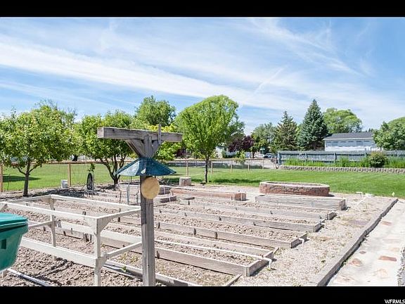 5th image of 1855 N Trinnaman Ln