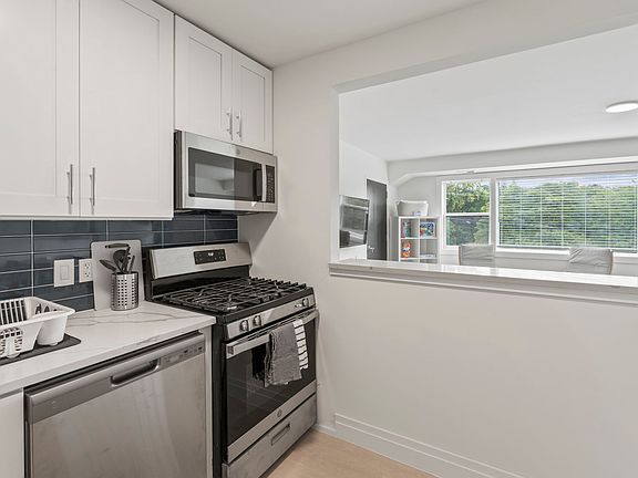 2nd image of 100 W Taylor Run Pkwy APT 2