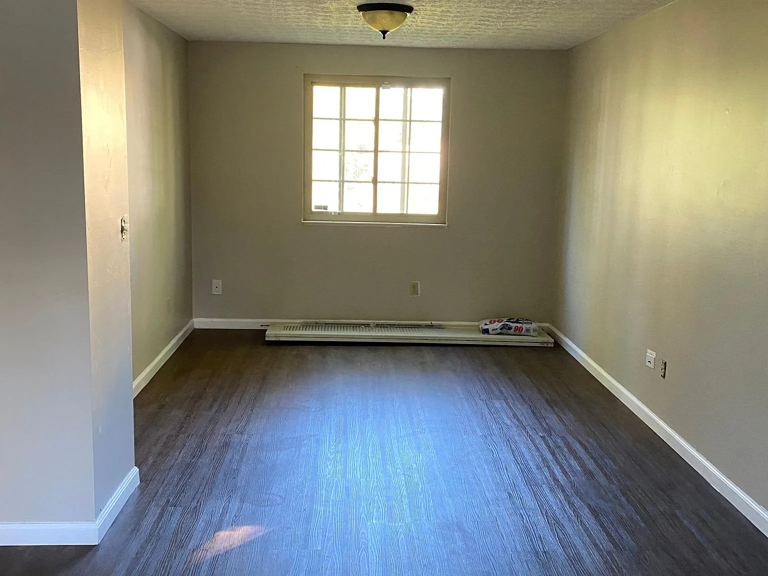 4 bed, 1440 sqft, $1,899 — Photo 3
