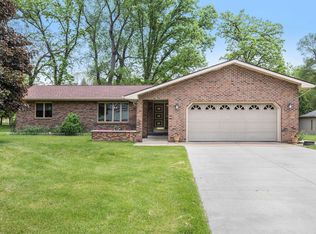 106 Lakeway Dr, Battle Creek, MI 49037