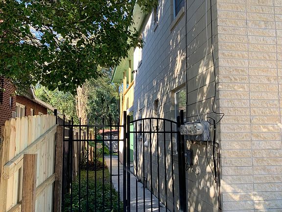 3rd image of 774 Acosta St