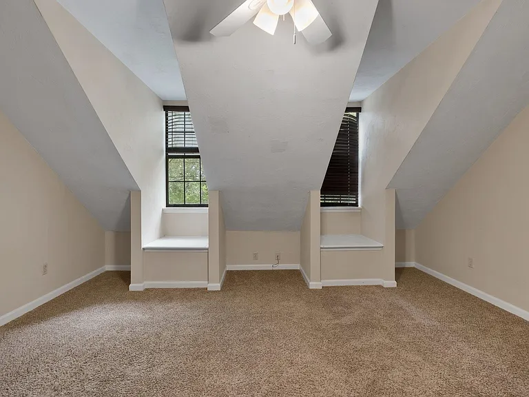 1609 S Gadsden St — Photo 16