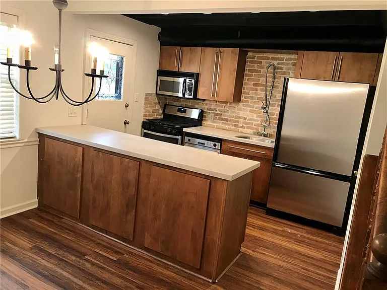 75 Roswell Ct NE — Photo 14