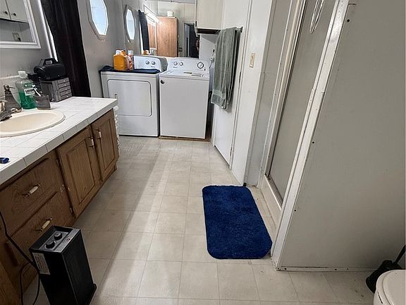 5th image of 6437 W Scott Rd