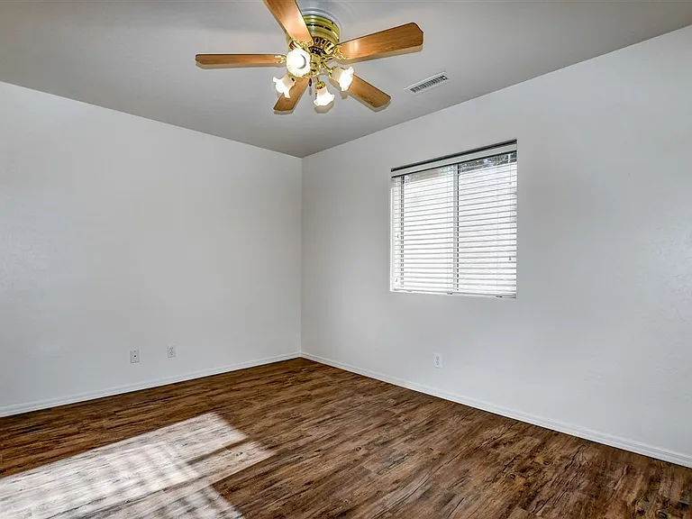 4261 N Tonopah Dr — Photo 19