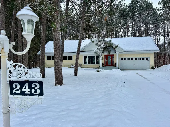 243 N Estates Dr, Gaylord, MI 49735