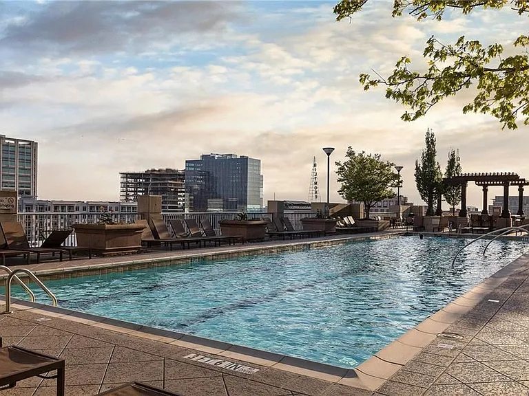 855 W Peachtree St NE #2211 — Photo 32