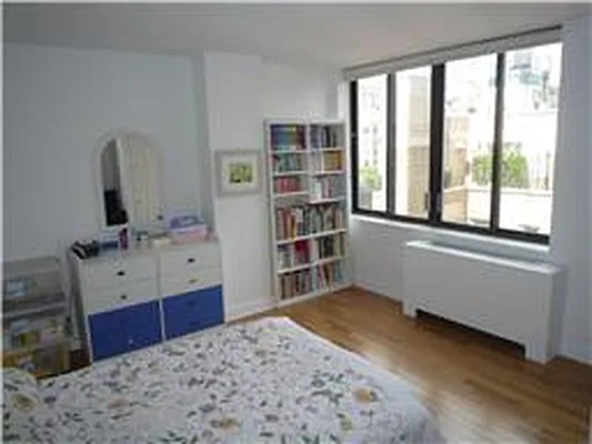 Rented by Douglas Elliman | media 27