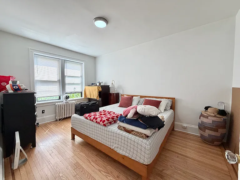 38 Duncan Ave #4 — Photo 14