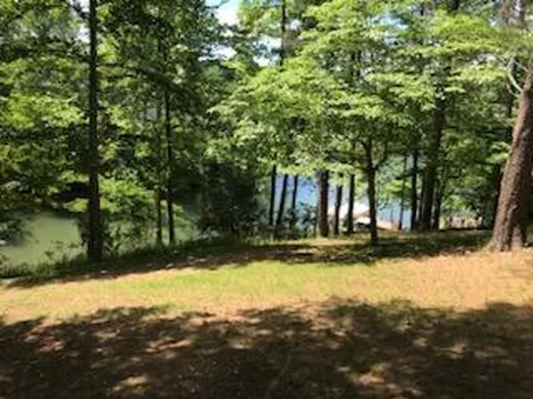 22 Hawthorn Trl, Hardy, VA 24101