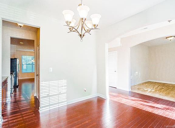 5th image of 5814 Langwell Ln