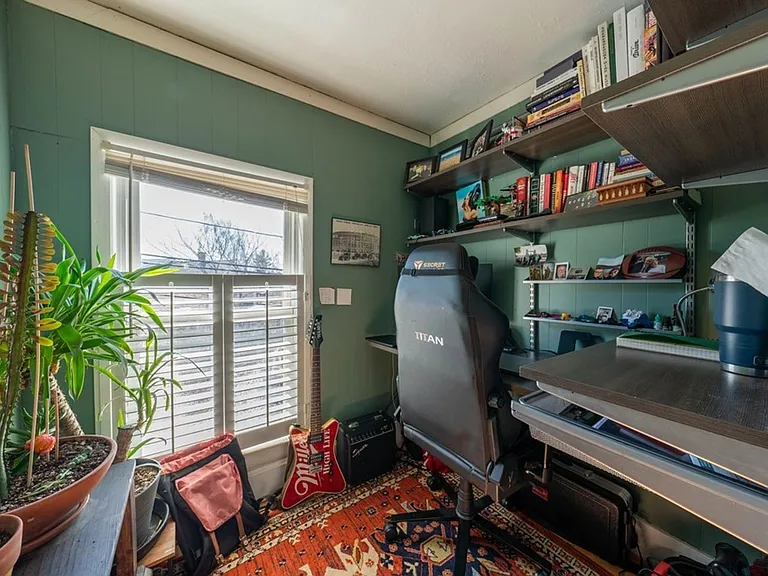 5 Village St #2 — Photo 8