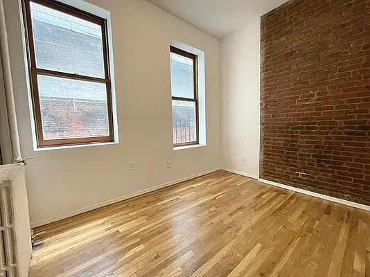 Rented by J PRESTON AND ASSOCIATES INC | media 11