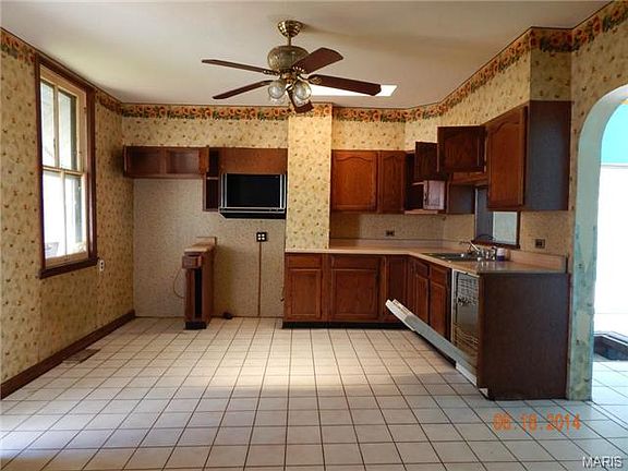 2nd image of 4358 Tholozan Ave