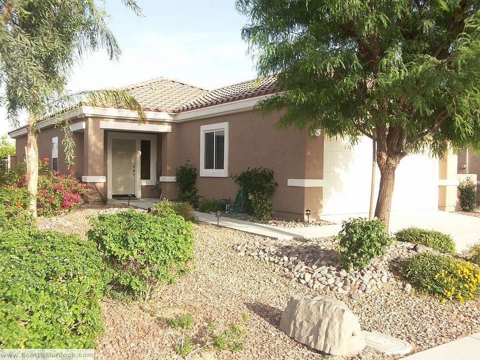 Beatuful Desert Landscaping