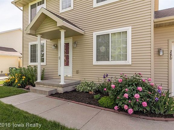 2nd image of 2070 SE Prairie Creek Dr