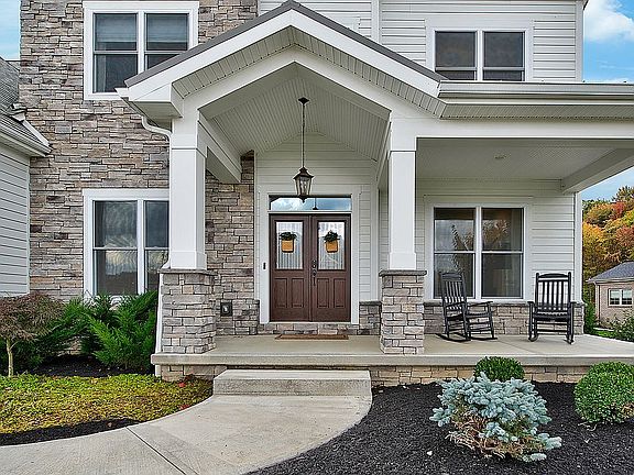 4th image of 110 Morningside Dr