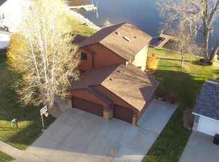 519 Cottonwood Loop SW, Bismarck, ND 58504