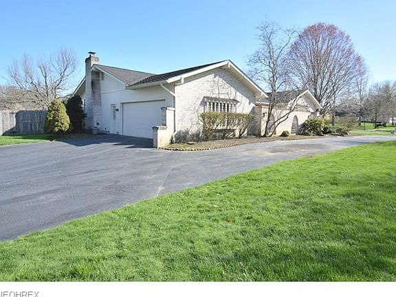 3rd image of 5501 Loretta Dr