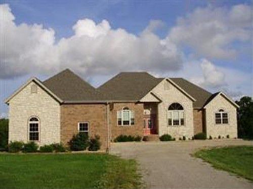 2nd image of 281 Country Hills Dr