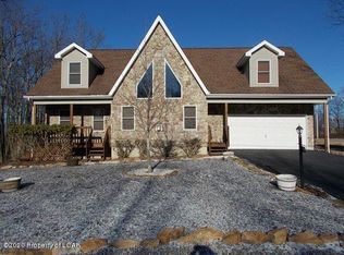 45 Greenbriar Ln, Hazle Township, PA 18202