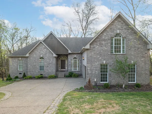 182 Spy Glass Way, Hendersonville, TN 37075