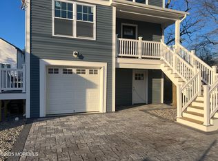 860 Mantoloking Rd, Brick, NJ 08723