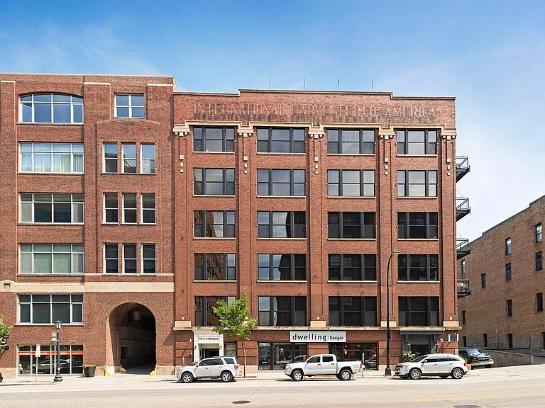 618 Washington Ave N #200 — Photo 26