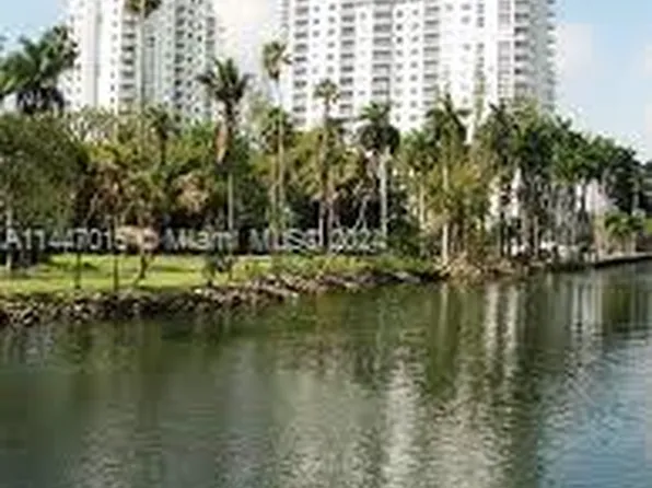 1861 NW South River Dr Unit 2503, Miami, FL 33125