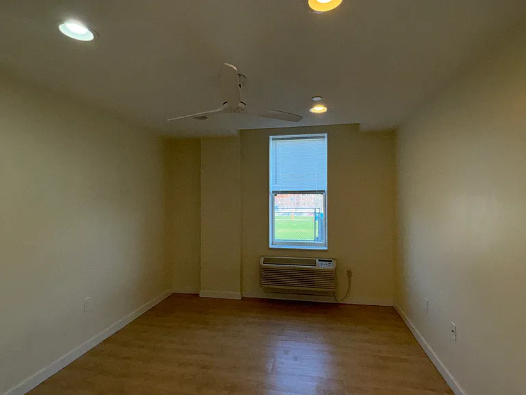 249 S 49th St #206 — Photo 9