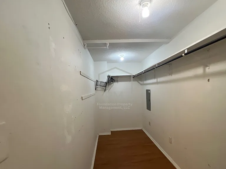 3656 Haughton Ln #1 — Photo 10