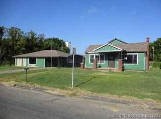 805 S B St, Muskogee, OK 74403