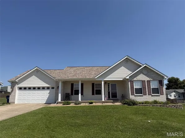 57 Dean Wells Ct, Warrenton, MO 63383