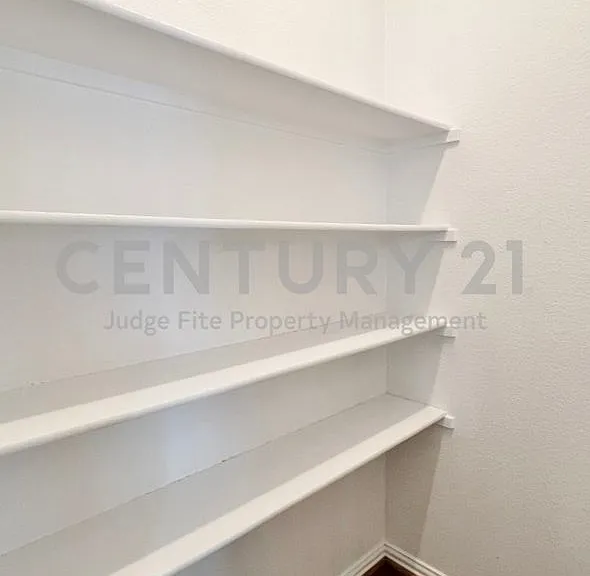 2500 Rockbrook Dr #40 — Photo 11