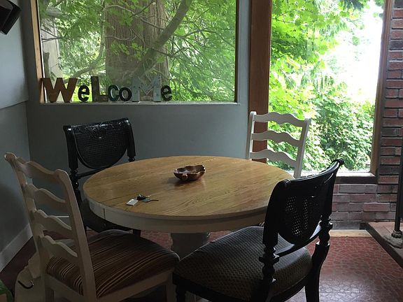Kitchen table in family room