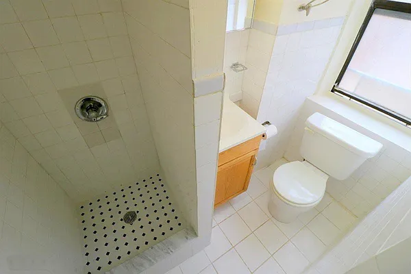 Rented by Building Equity Real Estate LLC | media 18