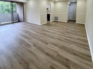 5608 Bloomfield Dr APT 201, Alexandria, VA 22312
