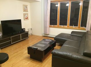 19818 32nd Rd, Flushing, NY 11358